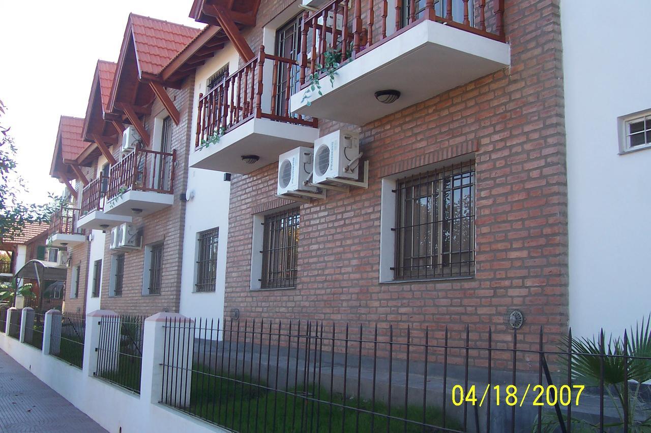Apart Hotel Piscu Yaco Merlo 外观 照片